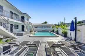 Waves On Desoto 1 Bed Pool View # 6
